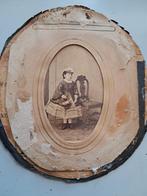 foto,tante Cato,ongeveer 7 jaar oud,jaren 1900,afm 15x13 cm, Gebruikt, Foto, Klederdracht, Ophalen of Verzenden
