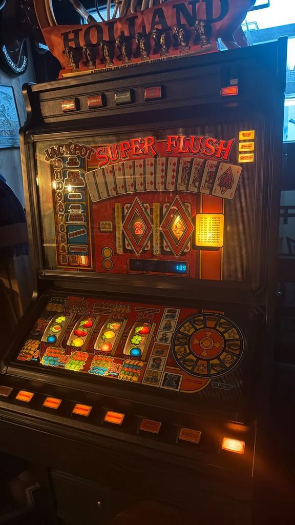 Superflush, Verzamelen, Automaten | Gokkasten en Fruitautomaten, Zo goed als nieuw, Euro, Ophalen of Verzenden