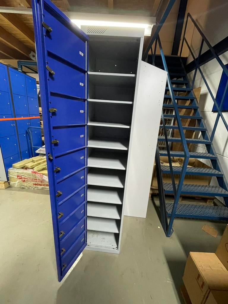 Locker 10 vaks, Huis en Inrichting, Kasten | Lockerkasten, Ophalen of Verzenden, Gebruikt