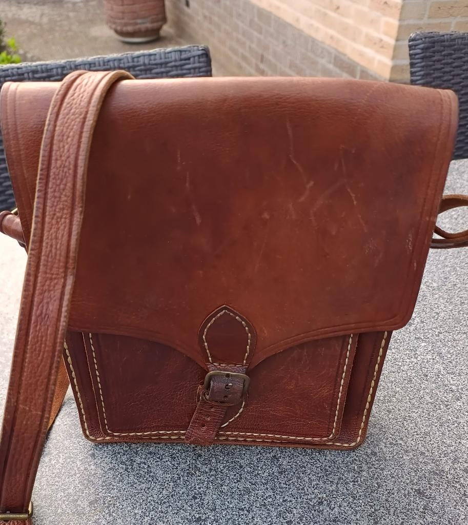 leren heren schoudertas, Sieraden, Tassen en Uiterlijk, Tassen | Schoudertassen, Ophalen of Verzenden, Gebruikt, Bruin, Leer