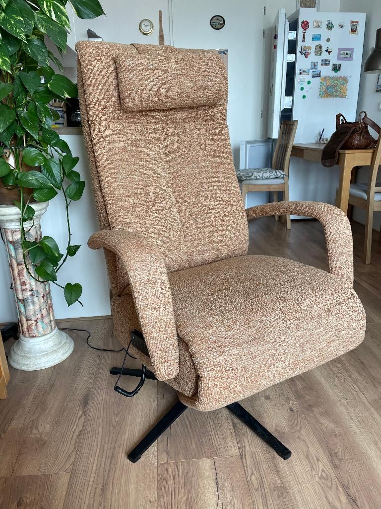 Relaxfauteuil met sta-op functie - Prominent, Ophalen, Minder dan 75 cm, Nieuw, Stof