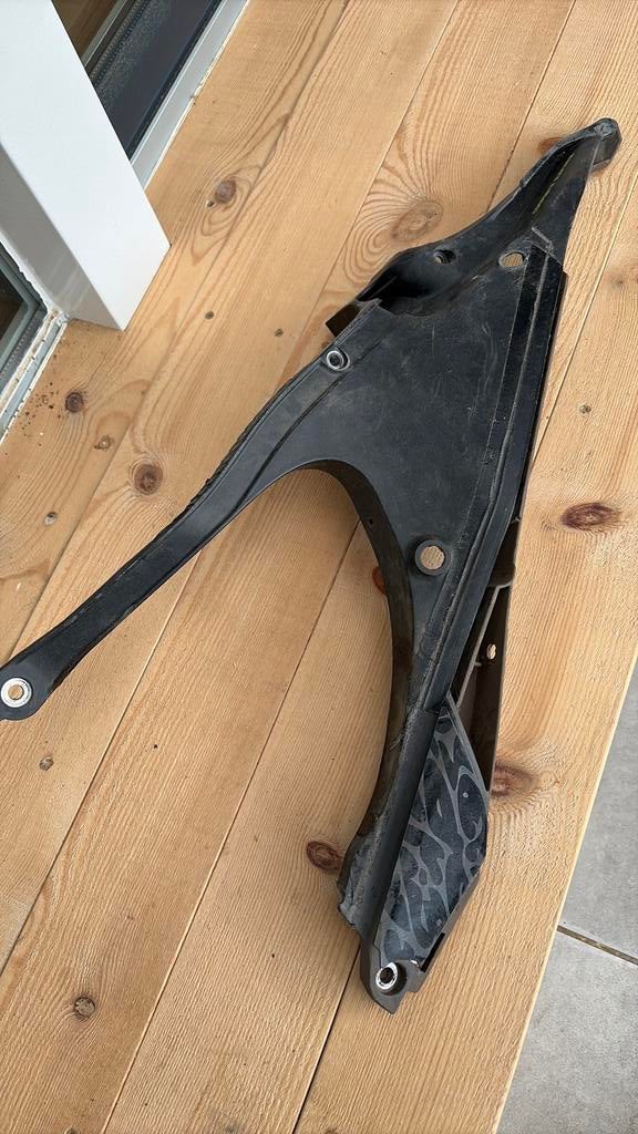 Husqvarna composite subframe linkerdeel FC 350 2019, Ophalen of Verzenden, Gebruikt