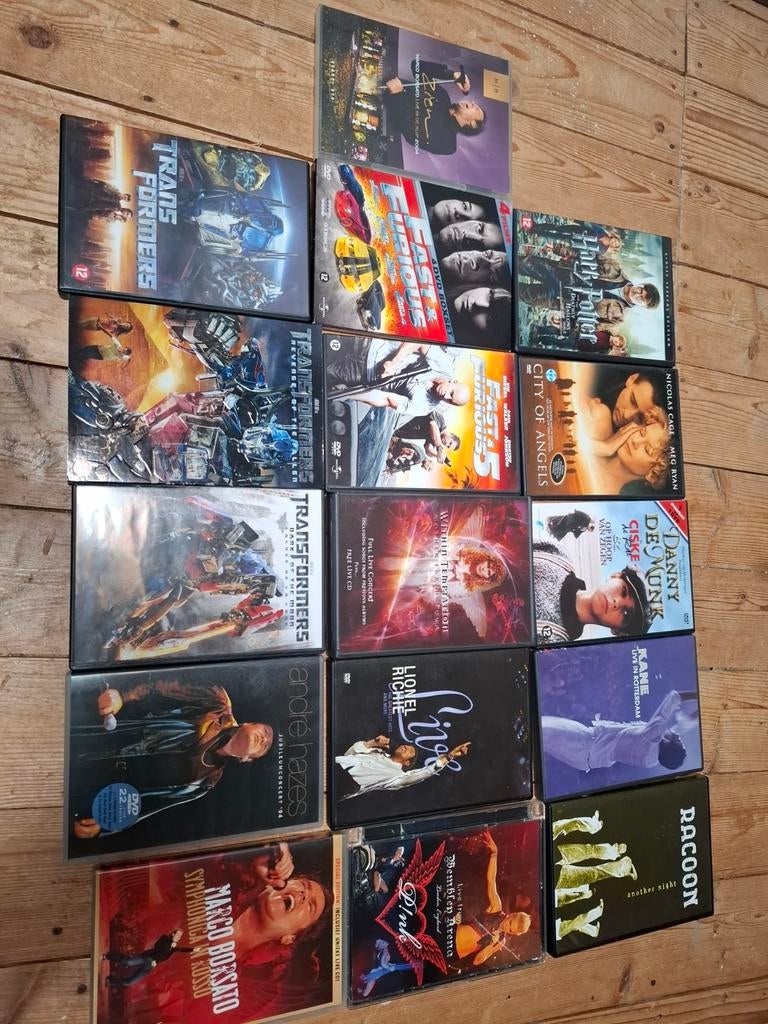 Groot DVD pakket met diverse films en concerten, Cd's en Dvd's, Dvd's | Overige Dvd's, Zo goed als nieuw, Boxset, Vanaf 12 jaar