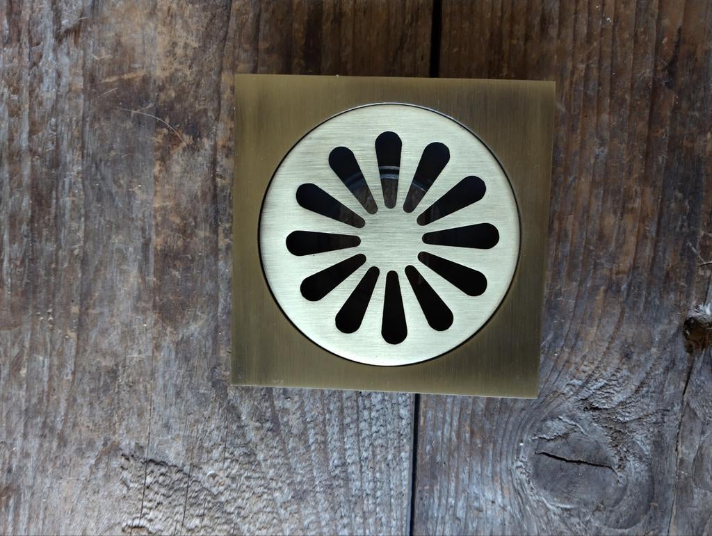 Messing afvoerputje 10cm x 10 cm, Ophalen of Verzenden