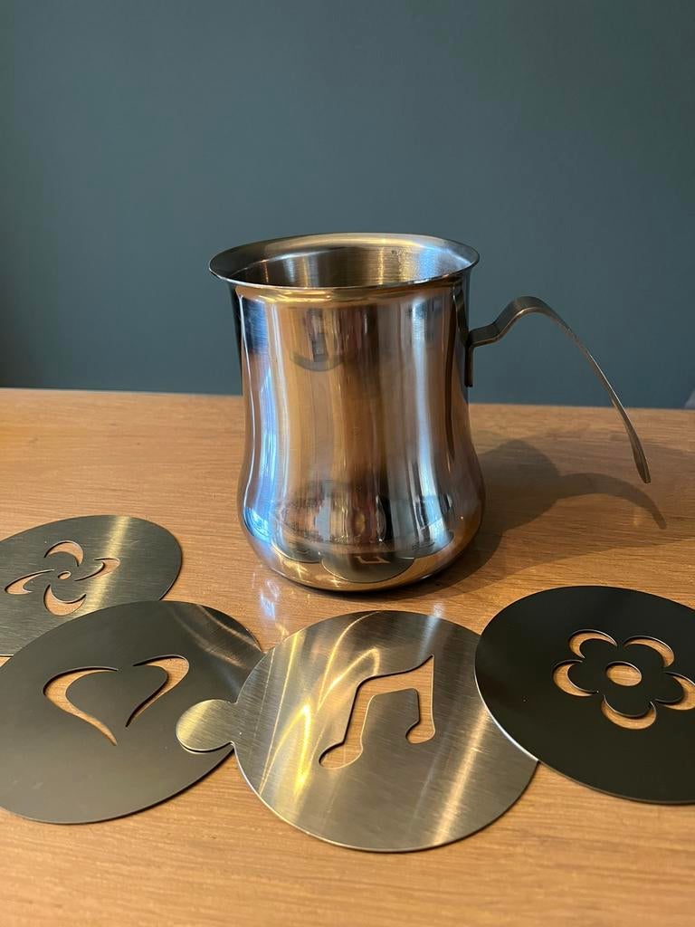 Leuke barista set kan en sjablonen, Ophalen of Verzenden, Zo goed als nieuw