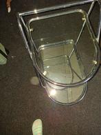 Thee karretje bijzwt tafel, Huis en Inrichting, Ophalen of Verzenden, Rond, Riet