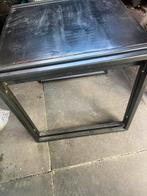 2 ijzer bijzettafels te koop en paar rommelmarkt spullen, 45 tot 60 cm, Minder dan 55 cm, Rond, Ophalen of Verzenden