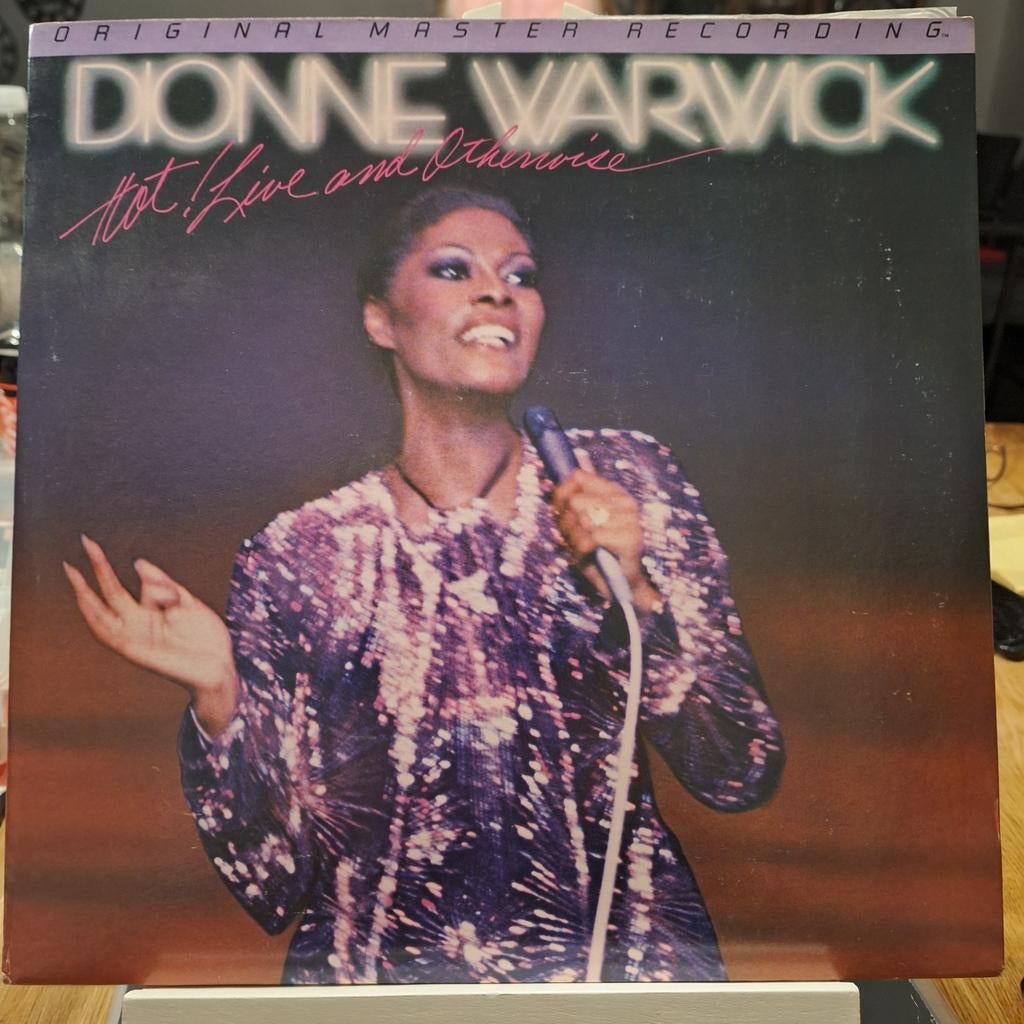 Dionne Warwick - Hot! Live and otherwise (2 LP), Ophalen of Verzenden, 12 inch