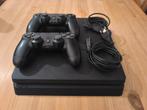 PlayStation 4 Slim 1TB + 2 originele controllers, Ophalen of Verzenden, Zo goed als nieuw, Met 2 controllers, Slim
