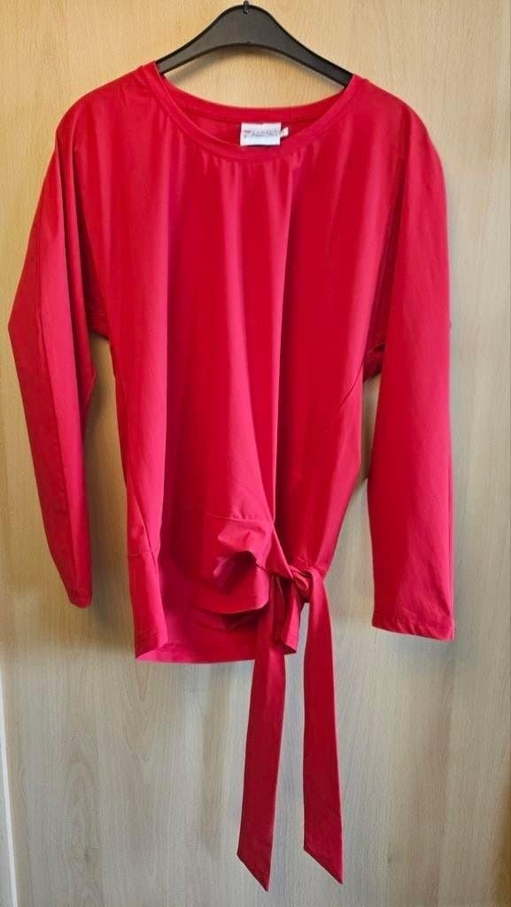 Helena Hart rode blousetop,  maat M, NIEUWstaat!, Kleding | Dames, Helena Hart, Ophalen of Verzenden, Nieuw, Maat 38/40 (M)