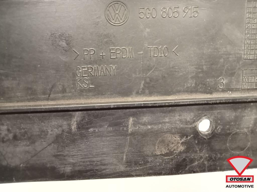 VW Golf 7 Voorbumper Onderplaat Onderlip 5G0805915, Gebruikt, Volkswagen, Volkswagen AG, Bumper