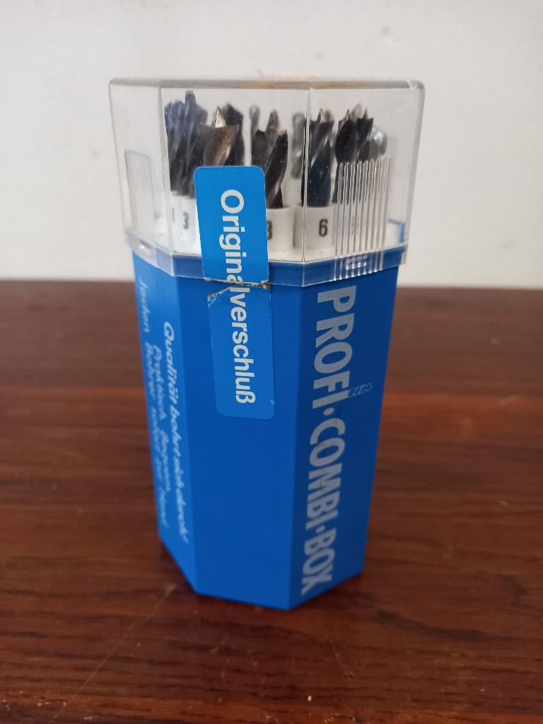 boorsetje, hout, metaal, steensoorten. bijna gratis., Ophalen of Verzenden, Zo goed als nieuw