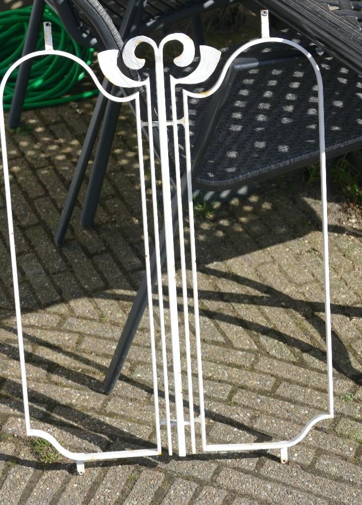 Hek voor deurraam, Ophalen, Gebruikt