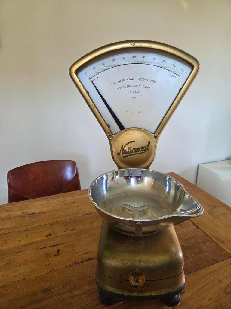 Vintage weegschaal Nationaal Voorburg 500 gram, Witgoed en Apparatuur, Weegschalen, Ophalen, Keukenweegschaal, Gebruikt, Minder dan 10 kg