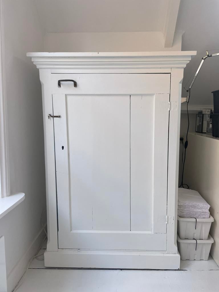Brocante ééndeurs kastje wit, Antiek en Kunst, Antiek | Meubels | Kasten, Ophalen
