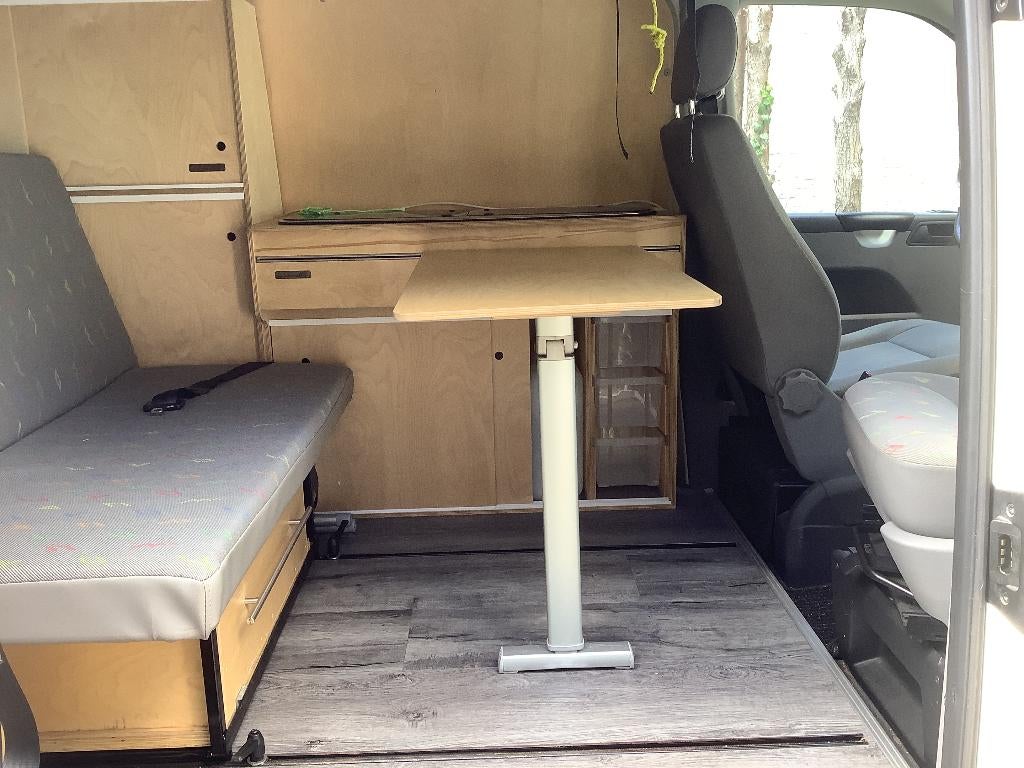 Volkswagen T5 camper met hefdak, Chemisch toilet, Verwarmde buitenspiegels, Volkswagen, 7 tot 12 maanden geleden
