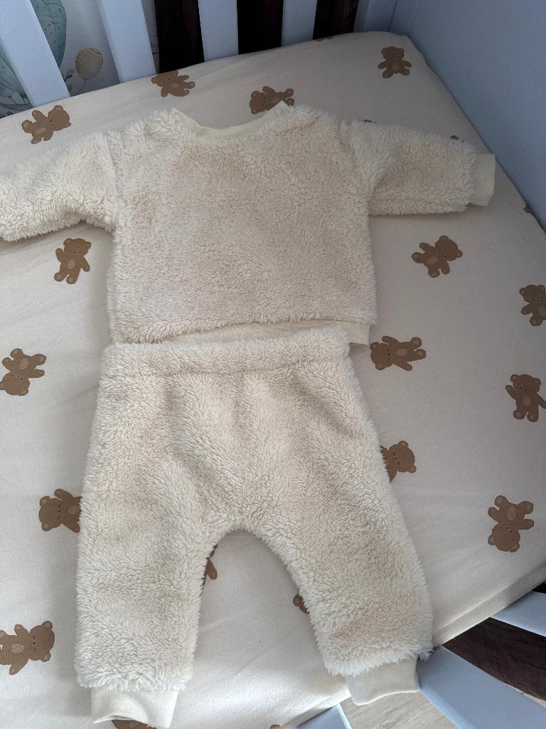 Newborn pakje teddy, Kinderen en Baby's, Ophalen, Zo goed als nieuw, Maat 56