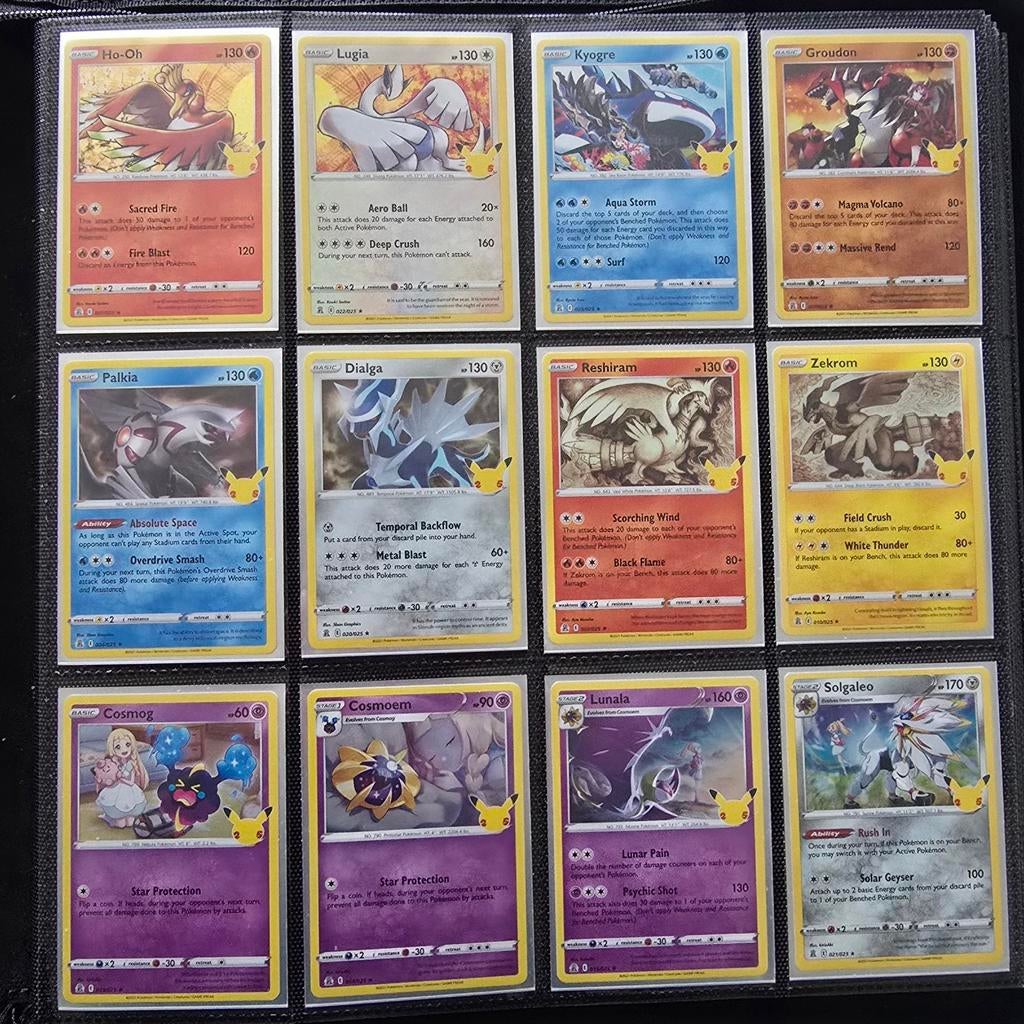 Pokémon 25 jaar Celebrations collectie, Ophalen of Verzenden, Zo goed als nieuw, Meerdere kaarten