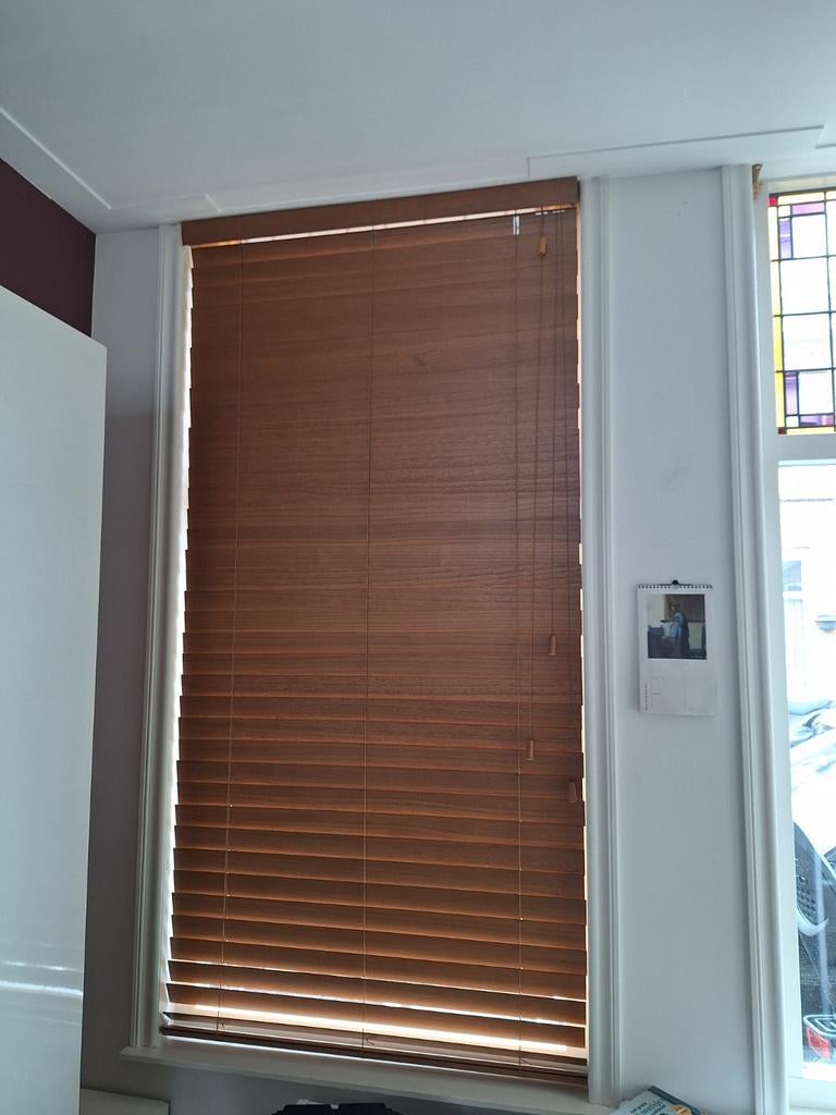 2 keer Luxaflex raamdecoratie - Houten jaloezieën, Gebruikt, 100 tot 150 cm, Bruin, 200 cm of meer