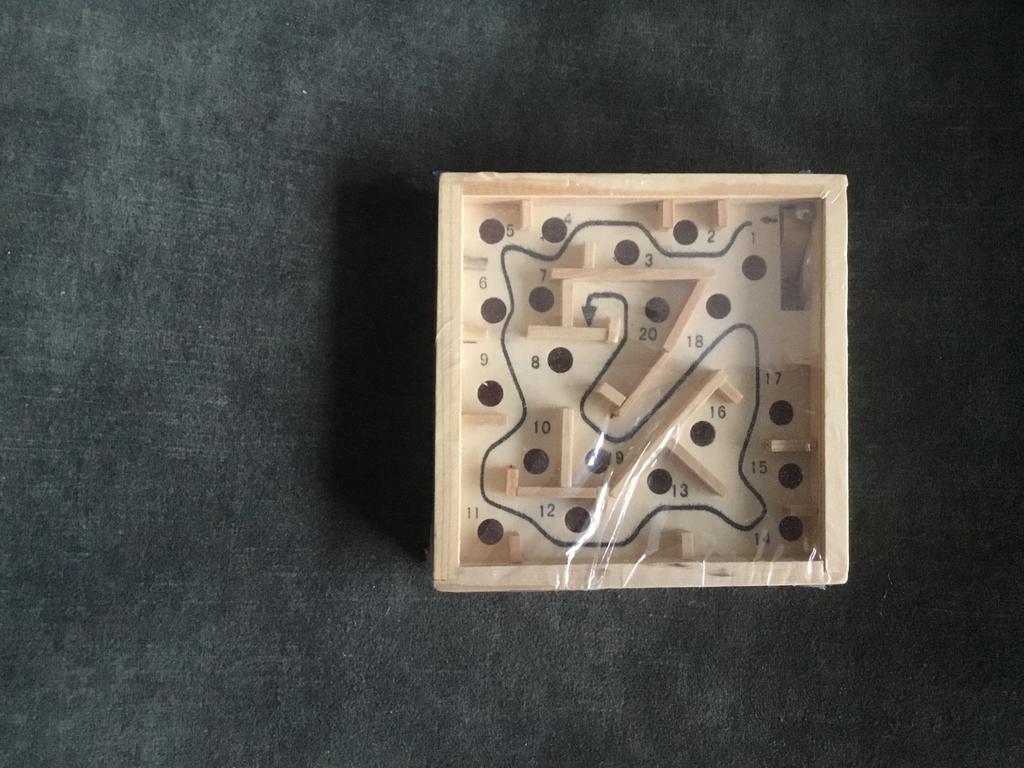 Nieuw doolhof hout met 1 knikker, Kinderen en Baby's, Speelgoed | Houten speelgoed, Ophalen, Nieuw, Overige typen