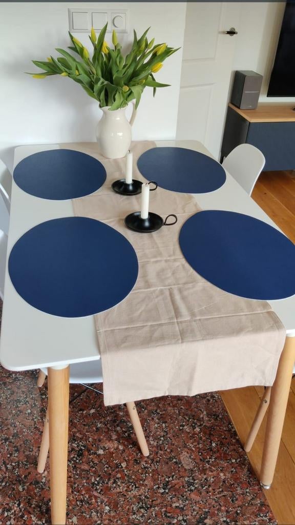Moderne witte tafel 120x80 met houten poten, Huis en Inrichting, Tafels | Eettafels, Ophalen, 100 tot 150 cm, Nieuw, 50 tot 100 cm