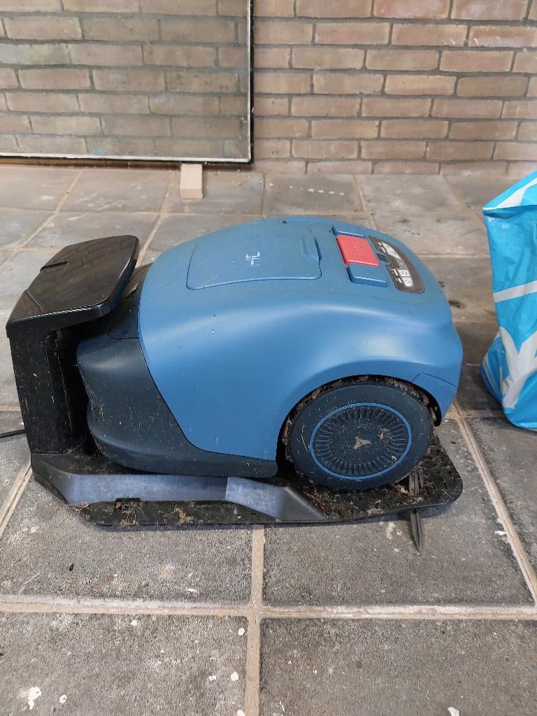 te koop robot maaier hookii, Bestuurbaar via app, HOOKII, Ophalen of Verzenden, Zo goed als nieuw
