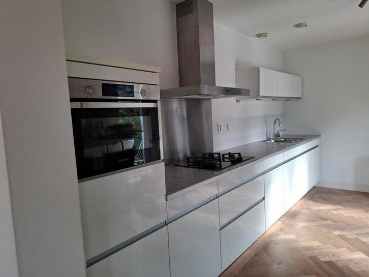 Siematic keuken te koop, Huis en Inrichting, Keuken | Complete keukens, Gebruikt, Enkelwandige keuken, Wit, Graniet of Steen, Ophalen of Verzenden