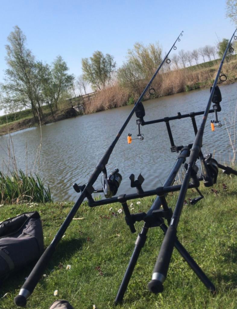 Gezocht Shimano Technium 3e karperhengel, Ophalen of Verzenden, Zo goed als nieuw, Werphengel