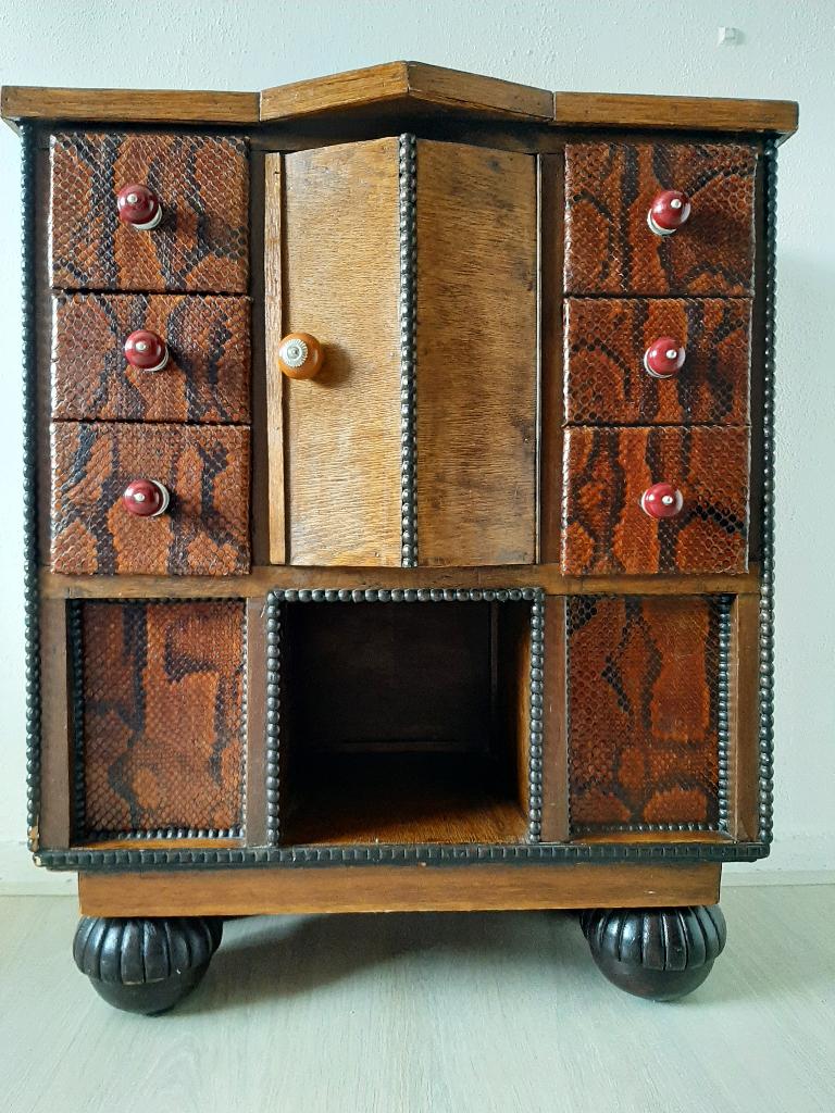 Ladenkastje/Bijzetkastje/Bekleed+Slangenleer /Porselein knop, Antiek en Kunst, Ophalen