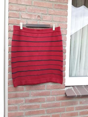 Nieuw! Prachtige rok van PROMISS, XXL rood beschikbaar voor biedingen