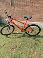 Mountainbike B-TWIN Rockrider 340, Fietsen en Brommers, Fietsen | Mountainbikes en ATB, Overige merken, 57 cm of meer, Zo goed als nieuw