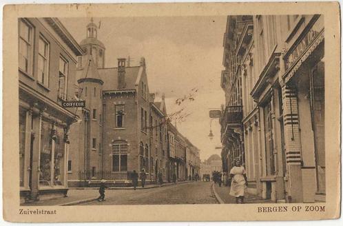 JV383B Bergen op Zoom Zuivelsraat met Kapperszaak 1922, Verzamelen, Ansichtkaarten | Nederland, Gelopen, Noord-Brabant, 1920 tot 1940