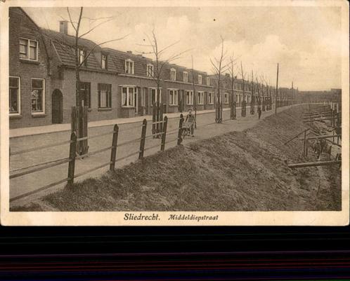 Sliedrecht Middeldiepstraat  st 1930 Arthur Klitzsch Nr 1276, Verzamelen, Ansichtkaarten | Nederland, Gelopen, Zuid-Holland, 1920 tot 1940