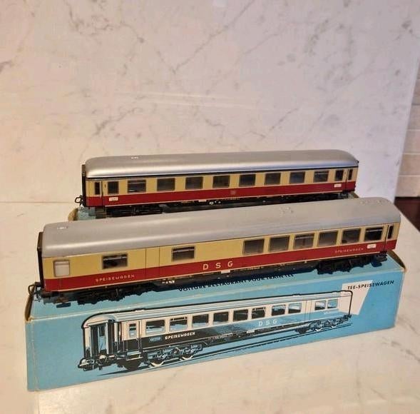 Märklin H0 4057 + 4059 TEE / DSG Rijtuigen – DB, Wisselstroom, Gebruikt, Wagon, Ophalen of Verzenden
