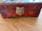 Vintage Chinese opbergdoos met leer bekleed, Ophalen