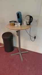 GRATIS: 2 statafels, Ophalen, Gebruikt