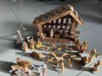 Kerststal stevige houten kerststal met alle figuren., Ophalen of Verzenden, Gebruikt