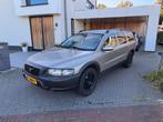 Volvo V70 2.4 T XC 4WD AUT 2001 Grijs, Auto's, Volvo, Automaat, 1800 kg, 1657 kg, Bluetooth