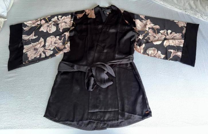 Hunkemöller Noir Kimono - XS/S - Nieuw!, Kleding | Dames, Ondergoed en Lingerie, Badjas, Zwart, Ophalen of Verzenden