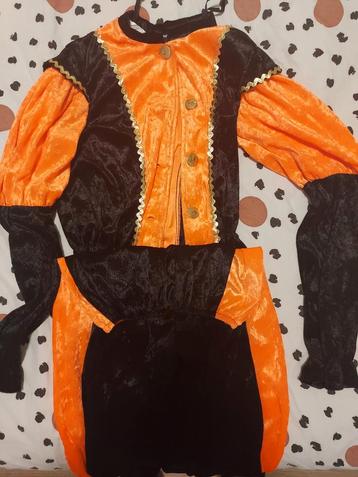 Pieten pak oranje/zwart met.40 beschikbaar voor biedingen