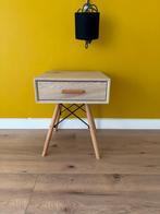 2 nachtkastjes, super leuk! Perfecte staat, Ophalen, Zo goed als nieuw, Minder dan 45 cm