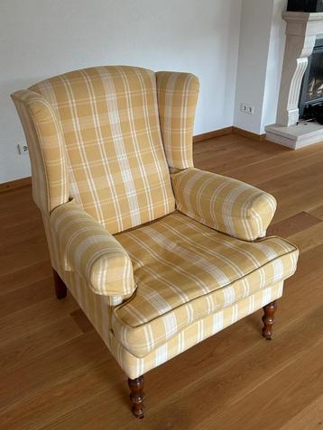 Mooie forteuil beschikbaar voor biedingen