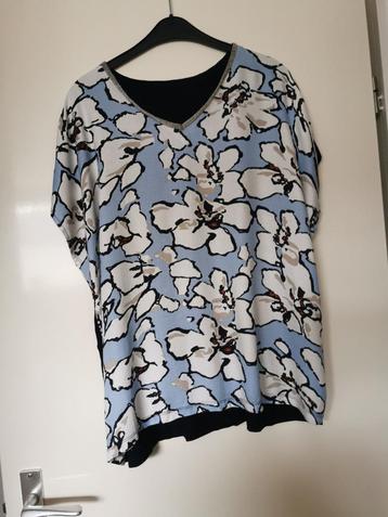 26.. Mooie tuniek maat 48 beschikbaar voor biedingen