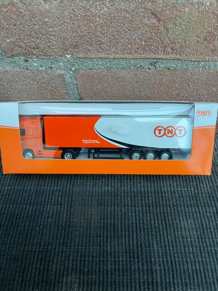1:87 DAF TNT, Hobby en Vrije tijd, Modelauto's | 1:87, Zo goed als nieuw, Bus of Vrachtwagen, Ophalen of Verzenden