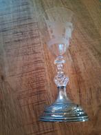 Antiek vriendschapsglas met ziveren voet, Ophalen