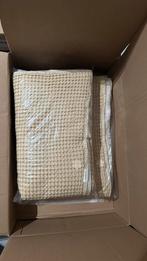 Set van 2 Koeka ledikantdeken wafel/teddy oslo Sahara/pebble, Kinderen en Baby's, Ophalen of Verzenden, Nieuw, 100 cm of meer