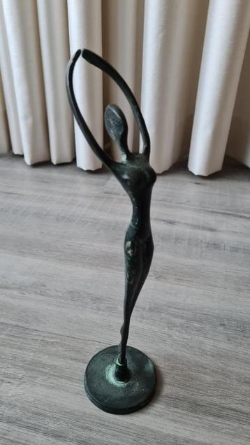 Bronzen beeld danseres (32 cm hoog) beschikbaar voor biedingen
