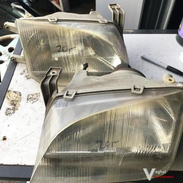 Suzuki Swift 1998 Koplamp Links of Rechts beschikbaar voor biedingen