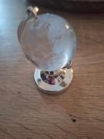 Wereldbol glas miniatuur., Huis en Inrichting, Woonaccessoires | Wereldbollen, Ophalen of Verzenden