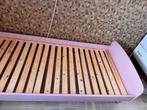 Flexa PLAY bed roze 90x200, Ophalen, 85 tot 100 cm, Zo goed als nieuw, Lattenbodem
